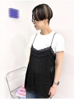 イラカ(elaka)&nbsp;ブラック×ベージュ×ハイライト×刈り上げショート