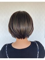 ペッツショコラ(PETZ chocolat) 大人ハイライト×丸みショートボブ