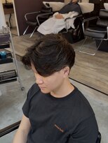 オーバーネオ 町田(OVER NEO) 【リヒト指名限定】センターパート×曲がる縮毛矯正