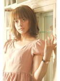 伸ばしかけの方にオススメ肩の長さでデザインパーマ