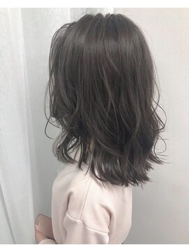 ルノン シェリー(LUNON cheliy) 【LUNON cheliy】シルキーグレーベージュ×ミディ