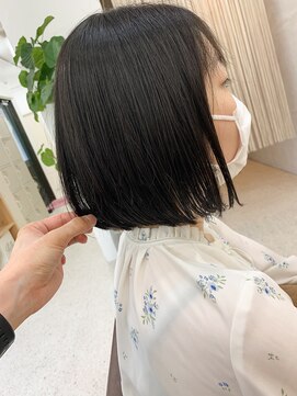 ロルド レーブ(Rold reve) パツっとボブ×ウェットスタイル