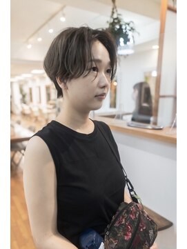 ユートゥイーズ つくば(U too e's) 《Utoo e's つくば美容室 》ハイライト×大人ハンサムショート