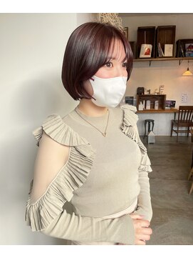 ヘアーアイストゥーレ(HAIR ICI TRE) ミニボブ 暖色カラー ピンクベージュ ピンクカラー 担当渡辺聖