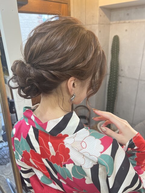 浴衣ヘアアレンジ♪王道おくれ毛シニヨン