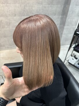 ルイス(L'wis) ブリーチで作るミルクティベージュ、L'wis宮本