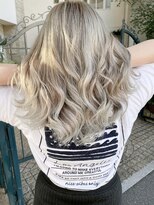 プルメリアドット(Plumeria.)&nbsp;ホワイトベージュ