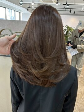 メリー オオサカ(Merly Osaka) 春夏人気の艶ブラウンレイヤー