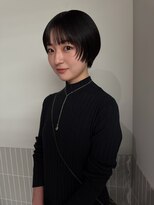 ステン(sten)&nbsp;ショートヘア/コンパクトショート/丸みショート/黒髪ショート