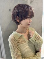 大人可愛い緩めパーマふんわりレイヤーショートボブ