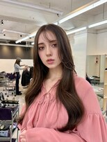 ヒュー 広島(HEW)&nbsp;20代30代ガーリーシースルーレイヤーカットダークブラウン