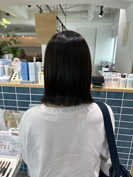 オーシャン(Ocean) 【OceanHair&Life川上彩夏】切りっぱなし/ミディアム/ナチュラル