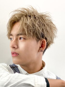 men's salon L-MARK 四条烏丸【12月 NEW OPEN（予定）】  アップバング/ツーブロック/ダブルカラー/ブリーチ/メンズ