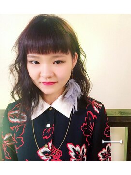 ロイ プラスアティック(roi +attic) 谷町6丁目美容室◇異空間美容室roi◆