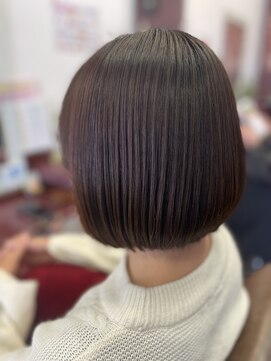 美容 和らく ボブスタイル