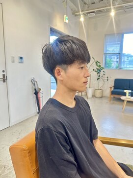 ジジ 宇都宮(Gigi) ベリーショート/カルマパーマ/ダークアッシュ/MEN'S/宇都宮/鶴田