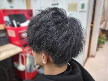 ナモナキ小さな美容室(namonaki小さな美容室)の写真/朝のセットが楽になる！メンズからも高支持率な再現性の高いカットと頭皮ケア◎清潔感×男前度UP◇