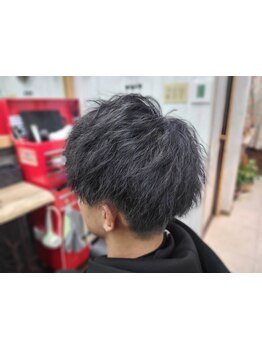 朝のセットが楽になる！メンズからも高支持率な再現性の高いカットと頭皮ケア◎清潔感×男前度UP◇