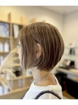 エッジ ヘア メイク(edge hair +make) カット/ショート/ボブ/前髪/顔回り/レイヤー/韓国/流山