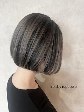 イロバイルポポル(iro...by rupopolu) ボブのグレージュアンブレラカラー
