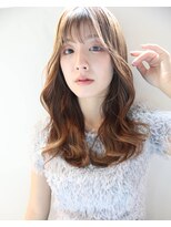 ヘアリラクゼーション クインズベリー(Hair Relaxation Queen's Berry)&nbsp;ナチュラルカールロングミルクティーブロンド