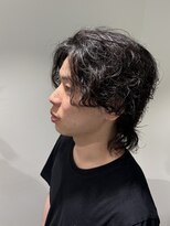 ラヴィス(LAVIS)&nbsp;リバースセンターパート/ニュアンスパーマ/ダウンバング/飯田