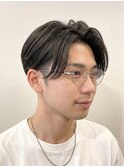 ツーブロックシースルーセンターパート爽やか韓国風スタイル床屋