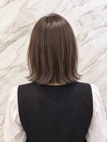 ロンド フィーユ(Lond fille)&nbsp;切りっぱなし外はねミディアム