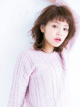 リリアン 青山(relian) 眉上バングで幼顔に♪