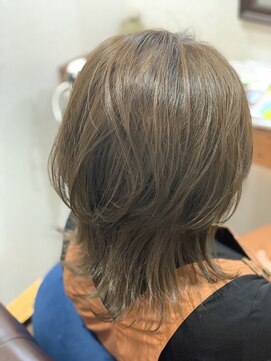 美容室 ルアル 市原市八幡宿店(Luar) くびれヘア×ホワイトベージュ