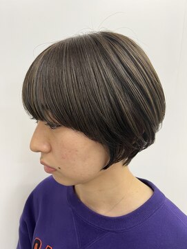 アオゾラヘアーカミノウラ(AOZORA HAIR kaminoura) 丸みショートボブ