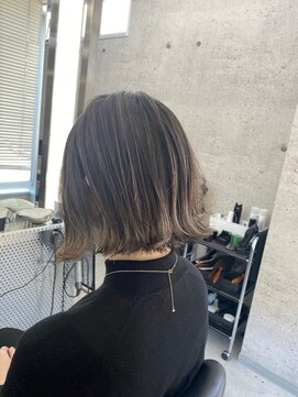 イキ 表参道(iki omotesando) モード/無造作ウェーブ/大人ガーリー[表参道駅]