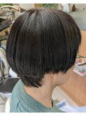 大人のショートボブスタイル