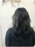 毛先ネイビーのアッシュカラー[池袋/髪質改善]