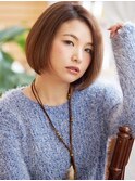 イヤリングカラー黒髪小顔切りっぱなしボブ20代30代40代