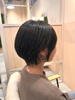 シダ(sida)&nbsp;ショートボブ　レイヤー