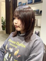 グラッド(GLAD.) ナチュラルウルフ/ミディアムウルフ/顔まわりレイヤーカット