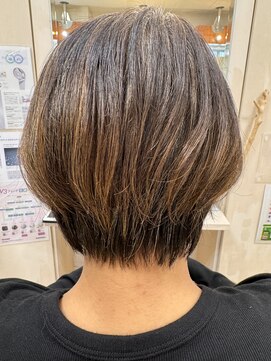 牛若丸ジャパン(Japan) ショートボブ