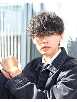 ワンズ リー 上大岡店(One's ly)&nbsp;ニュアンスパーマMEN’S HAIR 波巻きツイストス パイラル