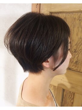 ムードコア(mu;d-Coa) 【寺澤千春】前下がりショートボブ