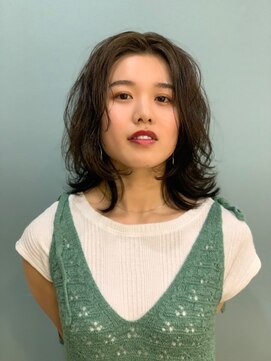 ミル(mille) 濡れ感、外ハネスタイル