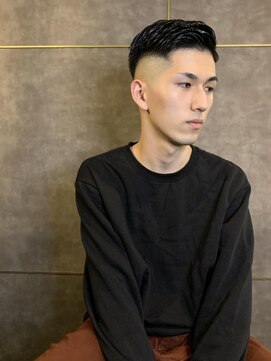 ロバーツ 立川(ROBERTS) スキンフェード