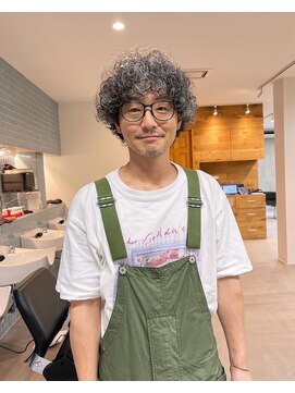 ナループロア ハチ(Nalu pu loa hachi) もふもふパーマ