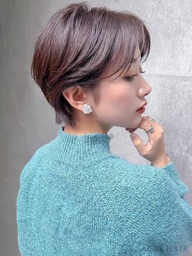 オーブ ヘアー ウィング 水沢店(AUBE HAIR wing) 20代・30代_センター分け_大人可愛いハンサムショート