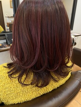 グリッター (Glitter) 20代30代40代カシスレッドレイヤーカット立体感美肌