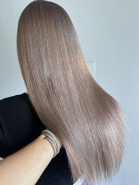 テテ(TETE) グレージュ