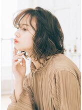 ホワイト ザ トータルビューティー(WHITE The Total Beauty) 理亜 