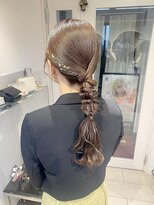 テトラ バイ ネオリーブ 横浜西口店(tetra by neolive)&nbsp;＊タイトローポニーテール＊[横浜/横浜駅]