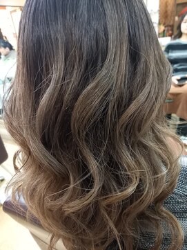 シャンプーボーイ ベージュカラー