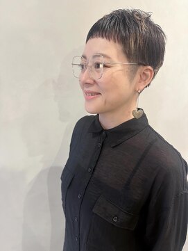 ラトリエコンタン(L´atelier Content) 【shima】眉上デザインショート/こなれショート/刈上げ